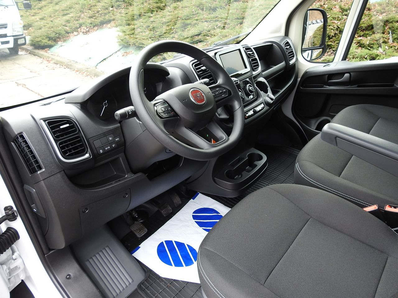 FIAT DUCATO - Брезентов бус: снимка 2 FIAT DUCATO - Брезентов бус: снимка 2