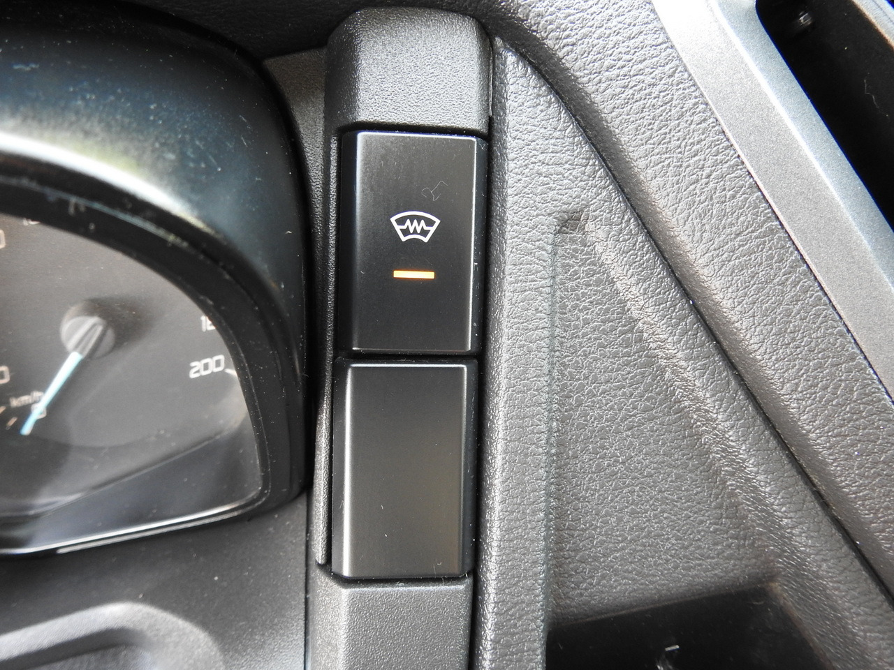 Бус с двойна кабина FORD TRANSIT STAKE BODY DOUBLE CABIN DOKA 7 SEATS AIR CONDITIONING  130HP: снимка 29 Бус с двойна кабина FORD TRANSIT STAKE BODY DOUBLE CABIN DOKA 7 SEATS AIR CONDITIONING  130HP: снимка 29