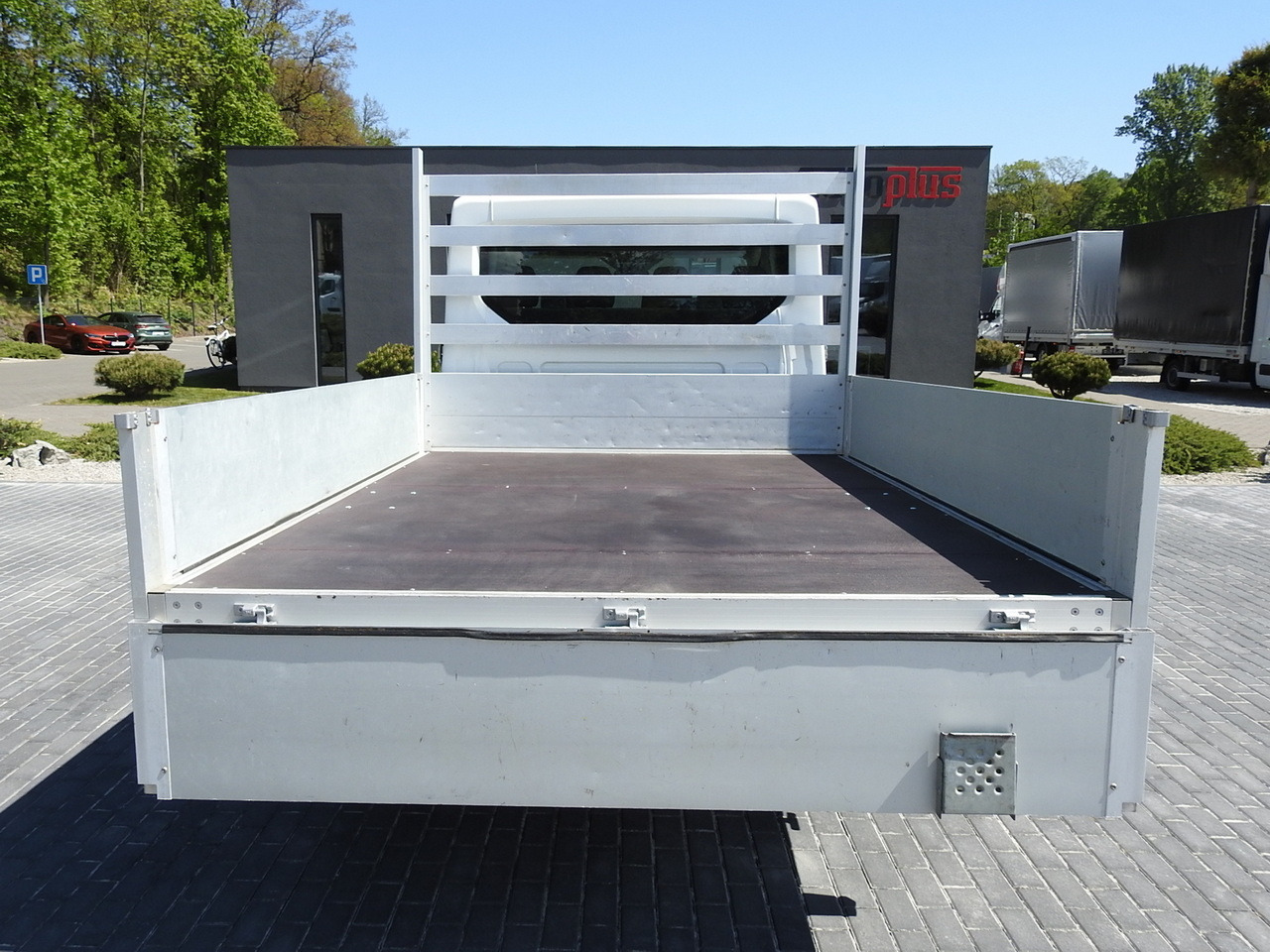 Бус с двойна кабина FORD TRANSIT STAKE BODY DOUBLE CABIN DOKA 7 SEATS AIR CONDITIONING  130HP: снимка 11 Бус с двойна кабина FORD TRANSIT STAKE BODY DOUBLE CABIN DOKA 7 SEATS AIR CONDITIONING  130HP: снимка 11