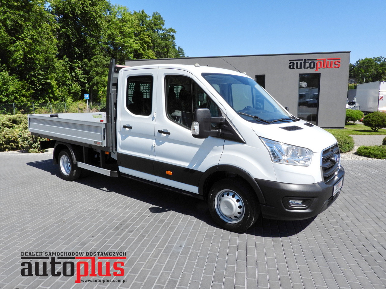 FORD TRANSIT STAKE BODY DOUBLE CABIN DOKA 7 SEATS TWIN WHEELS AIR CONDITIONING 130HP - Бордови бус: снимка 1 FORD TRANSIT STAKE BODY DOUBLE CABIN DOKA 7 SEATS TWIN WHEELS AIR CONDITIONING 130HP - Бордови бус: снимка 1