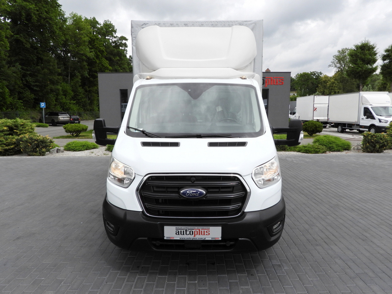 FORD TRANSIT TARPAULIN 8 PALLETS CRUISE CONTROL LED LIGHTS TWIN WHEELS AIR CONDITIONING 130HP - Брезентов бус: снимка 5 FORD TRANSIT TARPAULIN 8 PALLETS CRUISE CONTROL LED LIGHTS TWIN WHEELS AIR CONDITIONING 130HP - Брезентов бус: снимка 5