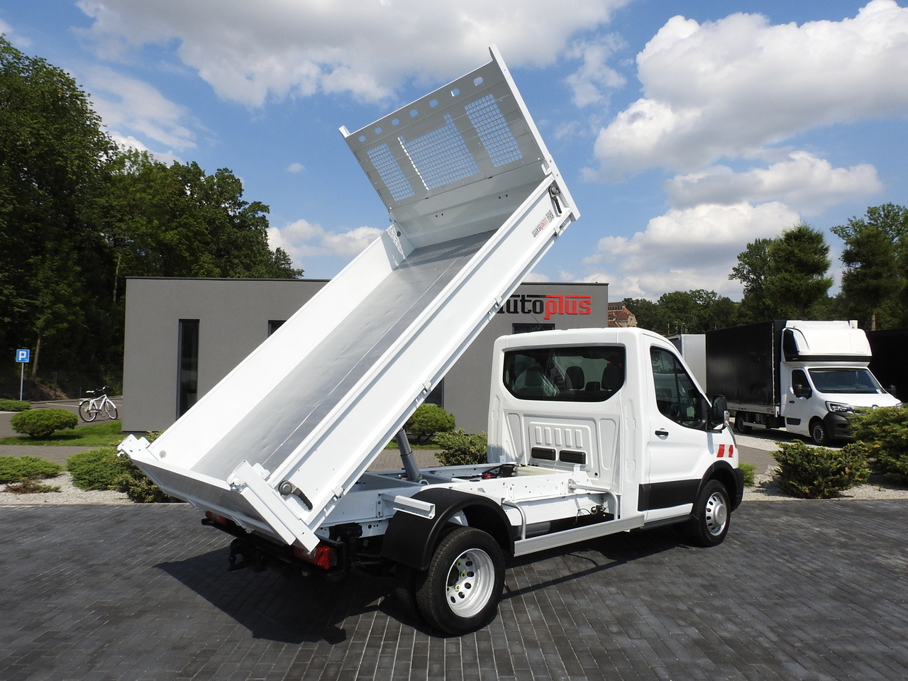 FORD TRANSIT TIPPER CRUISE CONTROL AIR CONDITIONING TWIN WHEELS 170HP - Бус самосвал: снимка 3 FORD TRANSIT TIPPER CRUISE CONTROL AIR CONDITIONING TWIN WHEELS 170HP - Бус самосвал: снимка 3