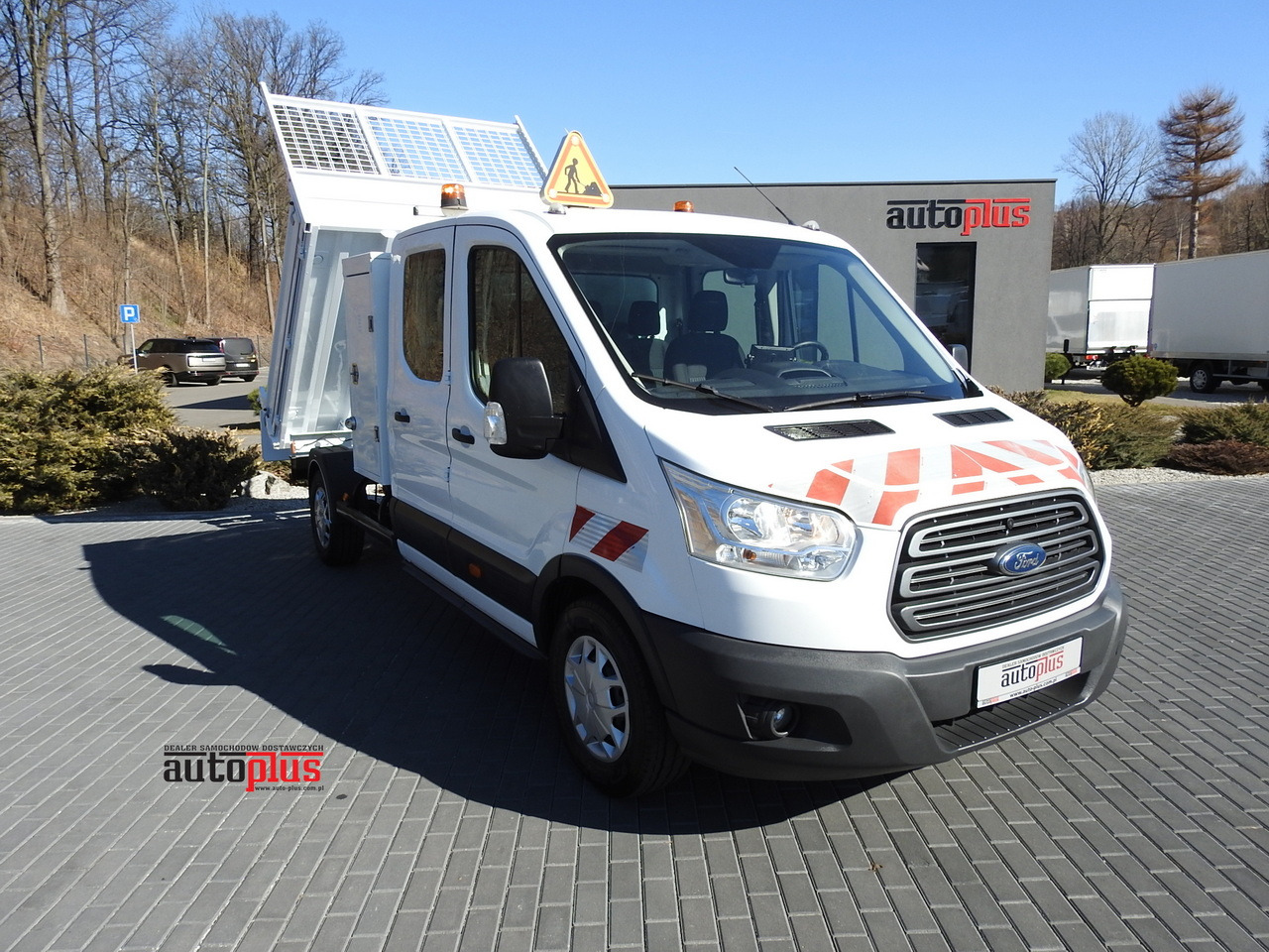 FORD TRANSIT  TIPPER DOUBLE CABIN DOKA 6 SEATS CRUISE CONTROL AIR CONDITIONING  130HP - Бус самосвал: снимка 1 FORD TRANSIT  TIPPER DOUBLE CABIN DOKA 6 SEATS CRUISE CONTROL AIR CONDITIONING  130HP - Бус самосвал: снимка 1