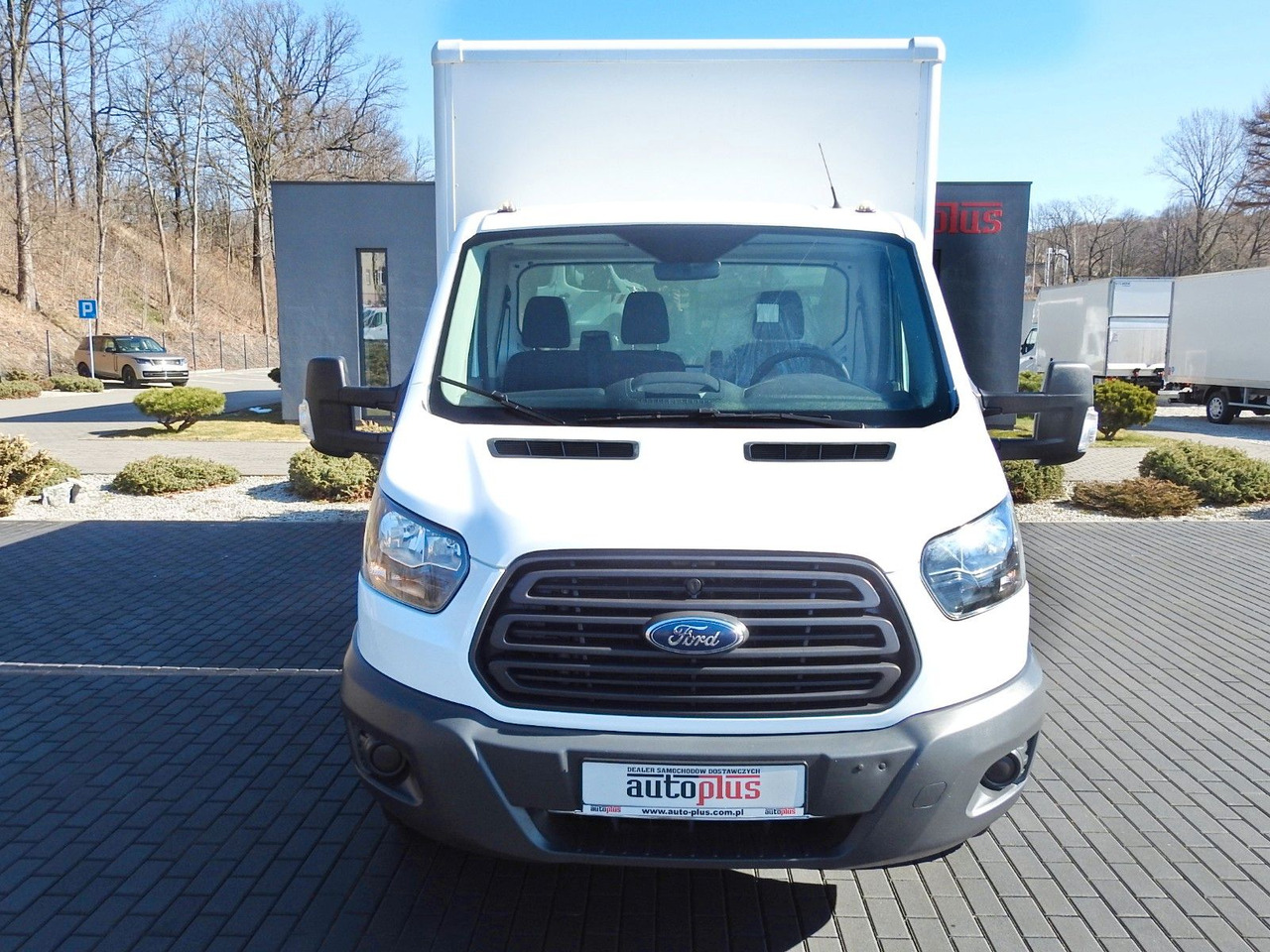Ford TRANSIT KOFFER AUFZUG 8 PALETTEN ZWILLINGSRÄDER - Лекотоварен автомобил фургон: снимка 5 Ford TRANSIT KOFFER AUFZUG 8 PALETTEN ZWILLINGSRÄDER - Лекотоварен автомобил фургон: снимка 5