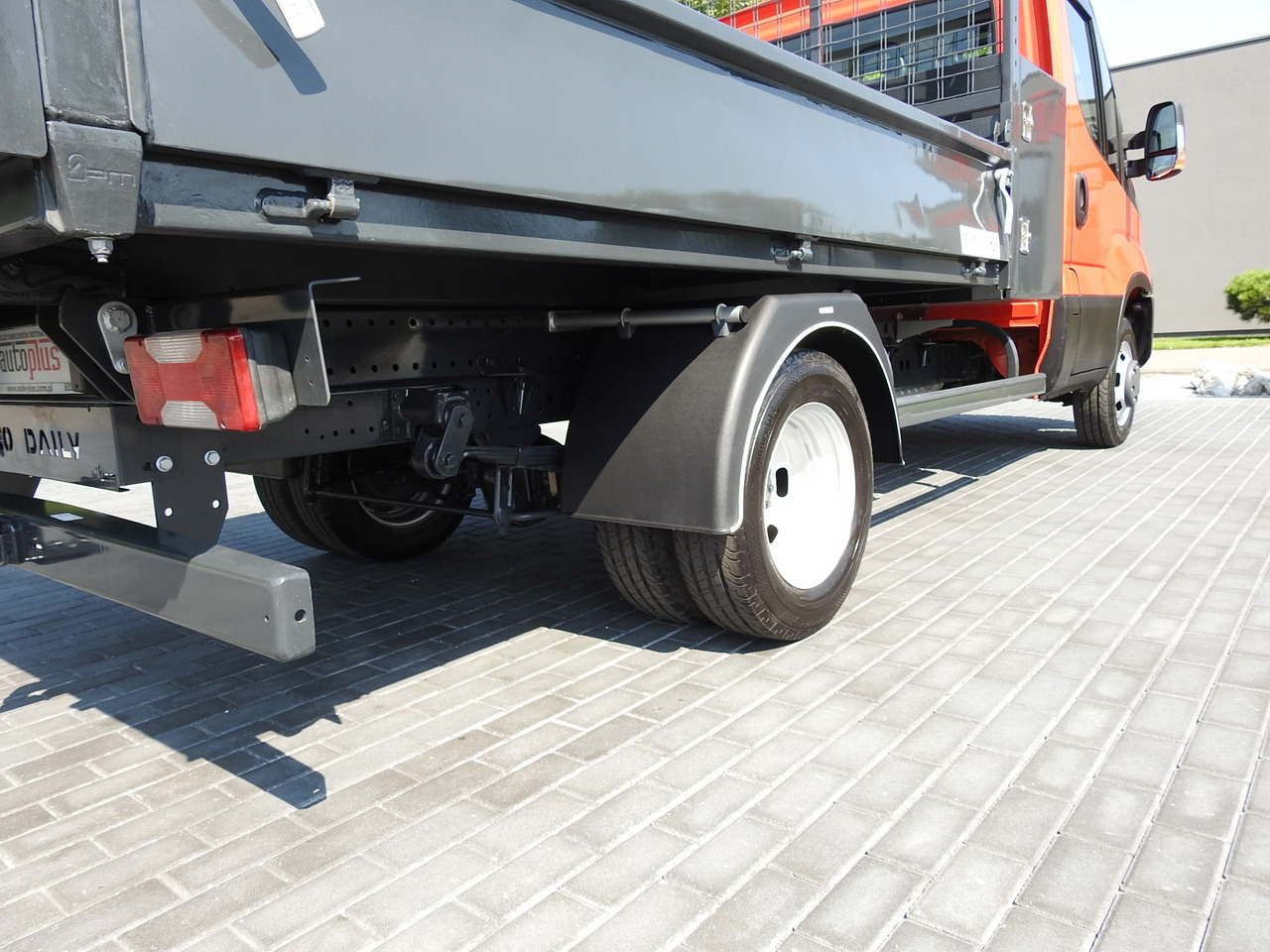 Бус самосвал IVECO DAILY 35C13 TIPPER CRUISE CONTROL AIR CONDITIONING TWIN WHEELS  130HP: снимка 17