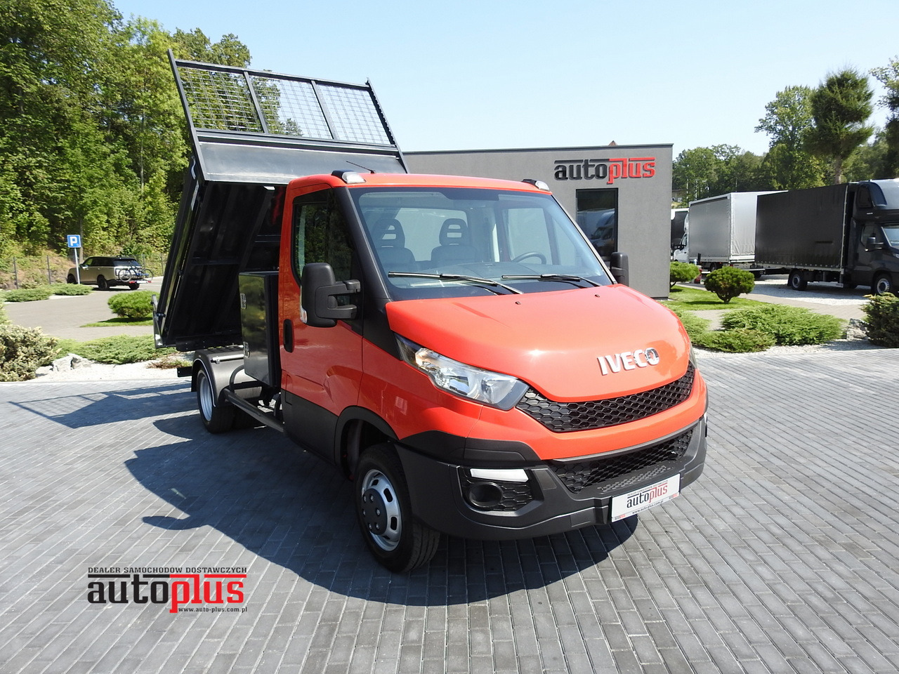 IVECO DAILY 35C13 TIPPER CRUISE CONTROL AIR CONDITIONING TWIN WHEELS 130HP - Бус самосвал: снимка 1 IVECO DAILY 35C13 TIPPER CRUISE CONTROL AIR CONDITIONING TWIN WHEELS 130HP - Бус самосвал: снимка 1