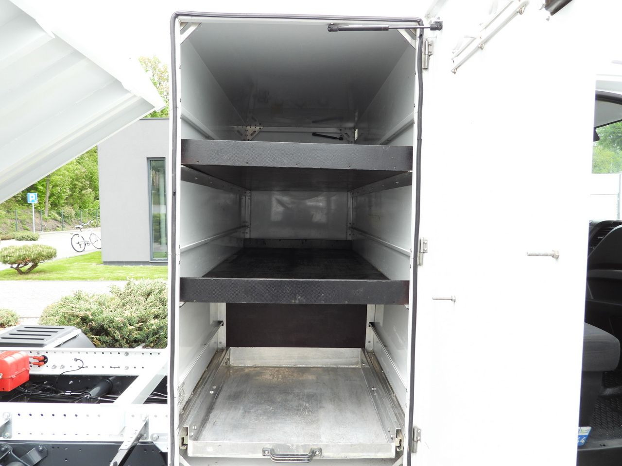 Лизинг на IVECO DAILY 35C14 TIPPER CRUISE CONTROL TWIN WHEELS 140HP IVECO DAILY 35C14 TIPPER CRUISE CONTROL TWIN WHEELS 140HP: снимка 23 Лизинг на IVECO DAILY 35C14 TIPPER CRUISE CONTROL TWIN WHEELS 140HP IVECO DAILY 35C14 TIPPER CRUISE CONTROL TWIN WHEELS 140HP: снимка 23