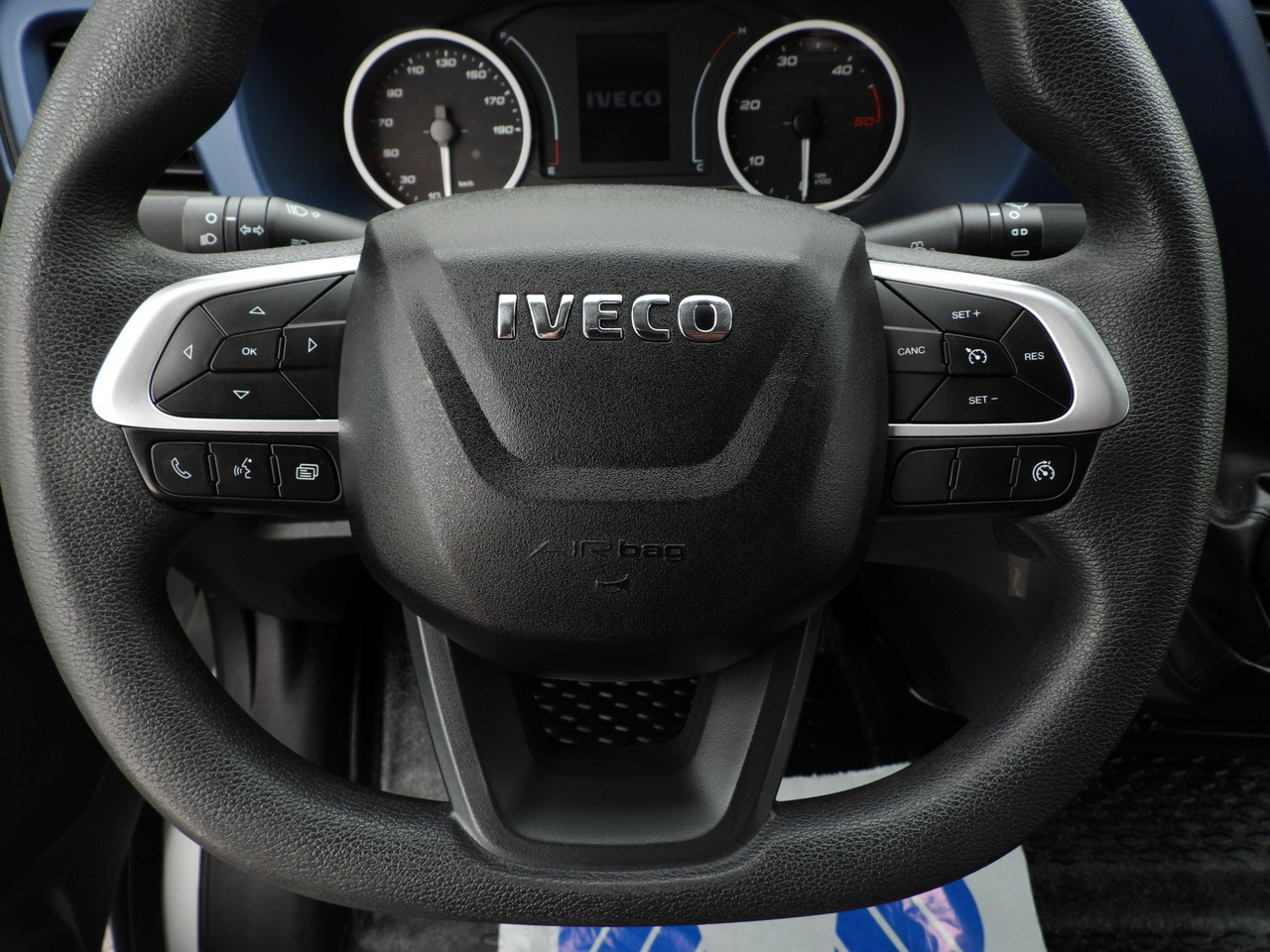 Хладилен бус IVECO DAILY 35S14 REFRIGERATOR VAN 0*C POWER SUPPLY 230V CRUISE CONTROL AUTOMATIC TRANSMISSION HI-MATIC AIR CONDITIONING  140HP: снимка 38