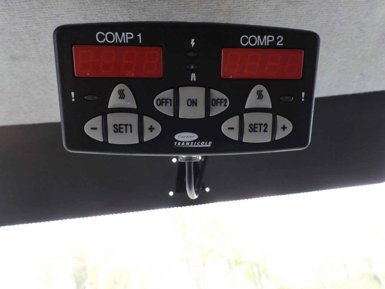 Хладилен бус IVECO DAILY 35S14 REFRIGERATOR VAN 0*C POWER SUPPLY 230V CRUISE CONTROL AUTOMATIC TRANSMISSION HI-MATIC AIR CONDITIONING  140HP: снимка 45