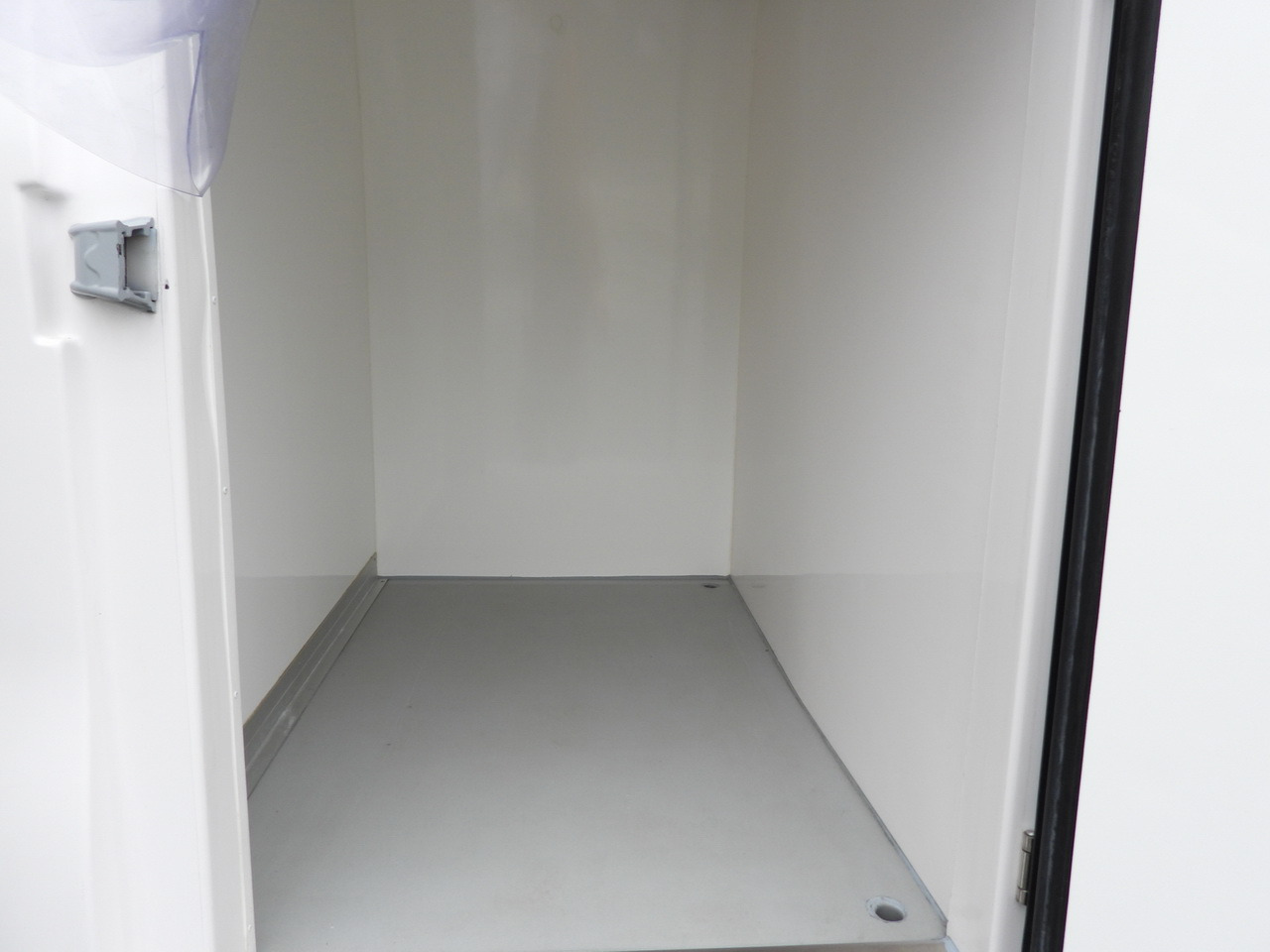 Хладилен бус IVECO DAILY 35S14 REFRIGERATOR VAN 0*C POWER SUPPLY 230V CRUISE CONTROL AUTOMATIC TRANSMISSION HI-MATIC AIR CONDITIONING  140HP: снимка 27