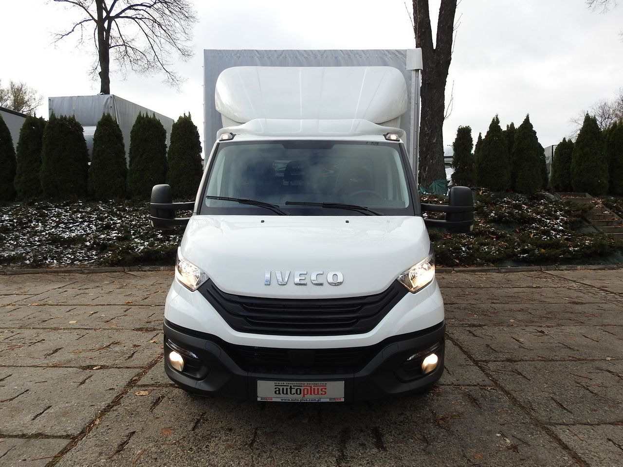 IVECO DAILY 35S16 NEW TARPAULIN LIFT 8 PALLETS CRUISE CONTROL AIR CONDITIONING 160HP - Брезентов бус: снимка 5 IVECO DAILY 35S16 NEW TARPAULIN LIFT 8 PALLETS CRUISE CONTROL AIR CONDITIONING 160HP - Брезентов бус: снимка 5