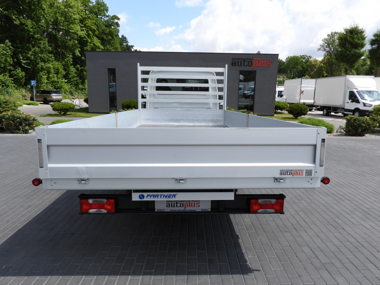Лизинг на IVECO DAILY 35S16 STAKE BODY 10 PALLETS CRUISE CONTROL AIR CONDITIONING  160HP IVECO DAILY 35S16 STAKE BODY 10 PALLETS CRUISE CONTROL AIR CONDITIONING  160HP: снимка 10
