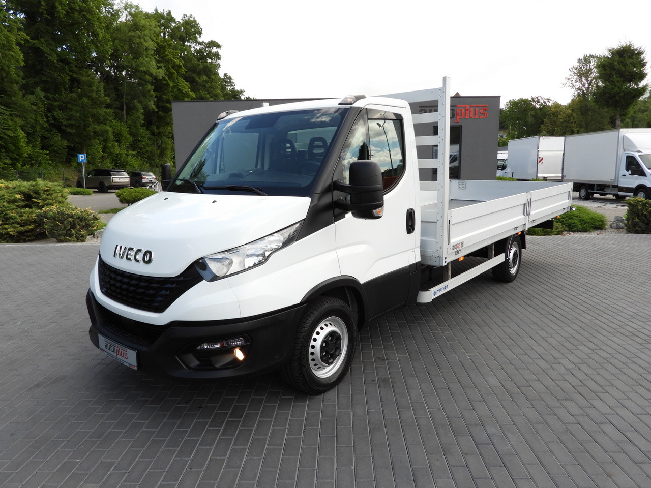 Лизинг на IVECO DAILY 35S16 STAKE BODY 10 PALLETS CRUISE CONTROL AIR CONDITIONING  160HP IVECO DAILY 35S16 STAKE BODY 10 PALLETS CRUISE CONTROL AIR CONDITIONING  160HP: снимка 17