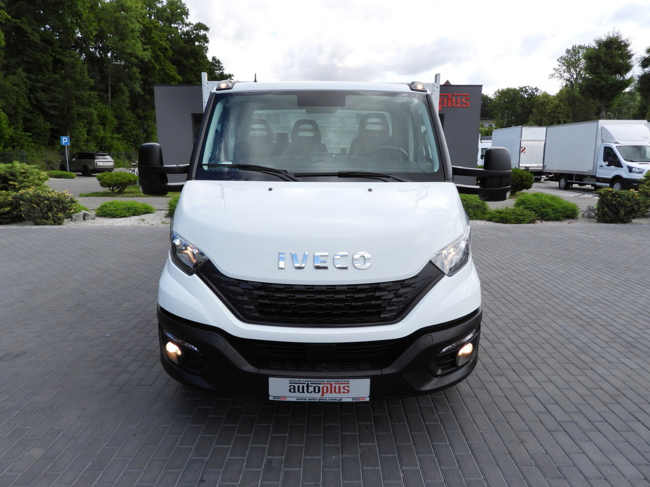 IVECO DAILY 35S16 STAKE BODY 10 PALLETS CRUISE CONTROL AIR CONDITIONING 160HP - Бордови бус: снимка 5 IVECO DAILY 35S16 STAKE BODY 10 PALLETS CRUISE CONTROL AIR CONDITIONING 160HP - Бордови бус: снимка 5