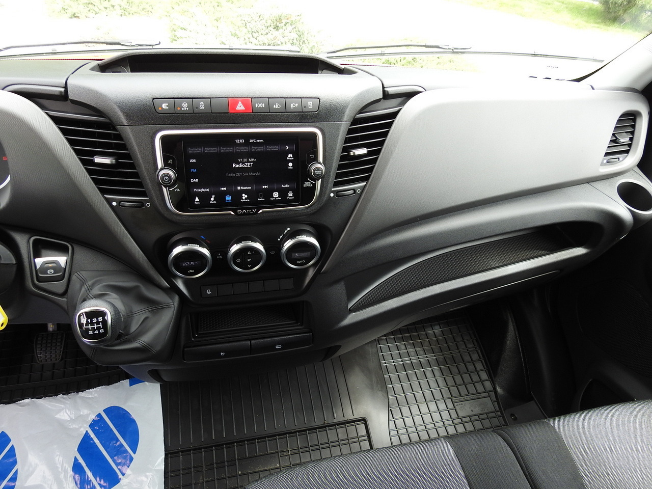 Нови Лекотоварен автомобил фургон IVECO DAILY 35S18 NEW BOX 10 PALLETS CRUISE CONTROL NAVIGATION AIR CONDITIONING LED LIGHTS GUARANTEE  180HP: снимка 37