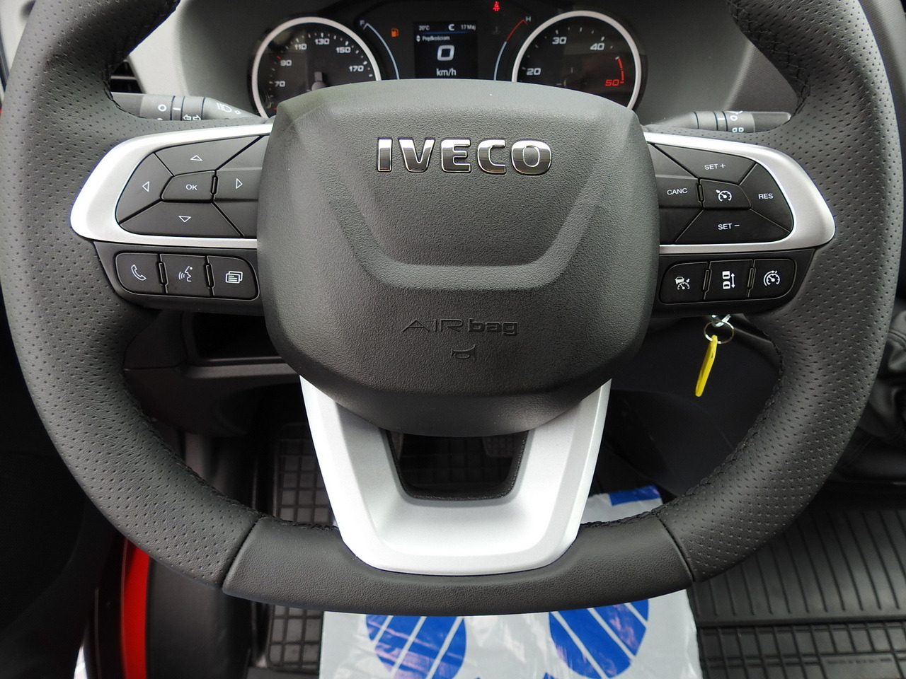 Нови Лекотоварен автомобил фургон IVECO DAILY 35S18 NEW BOX 10 PALLETS CRUISE CONTROL NAVIGATION AIR CONDITIONING LED LIGHTS GUARANTEE  180HP: снимка 33