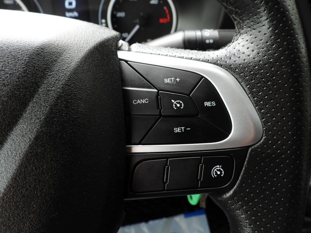 Брезентов бус IVECO DAILY 35S18 TARPAULIN LIFT 8 PALLETS WEBASTO CRUISE CONTROL AIR CONDITIONING 180HP: снимка 38 Брезентов бус IVECO DAILY 35S18 TARPAULIN LIFT 8 PALLETS WEBASTO CRUISE CONTROL AIR CONDITIONING 180HP: снимка 38