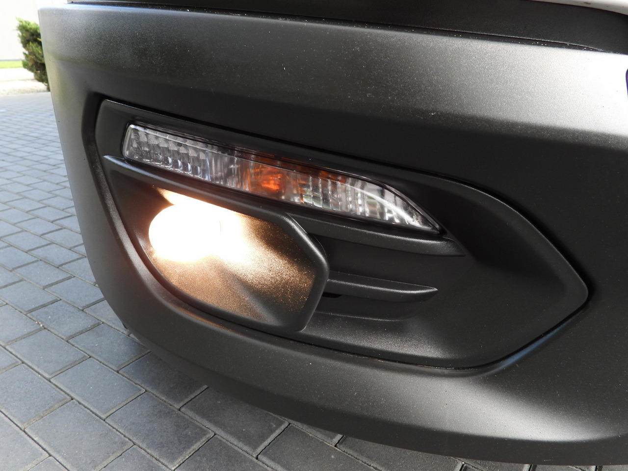 Брезентов бус IVECO DAILY 35S18 TARPAULIN LIFT 8 PALLETS WEBASTO CRUISE CONTROL AIR CONDITIONING 180HP: снимка 22 Брезентов бус IVECO DAILY 35S18 TARPAULIN LIFT 8 PALLETS WEBASTO CRUISE CONTROL AIR CONDITIONING 180HP: снимка 22