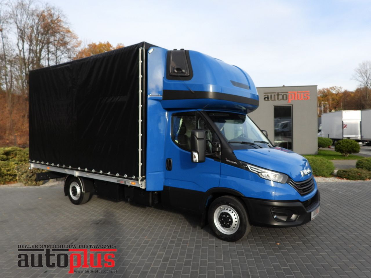 IVECO DAILY 35S21 TARPAULIN 10 PALLETS WEBASTO CRUISE CONTROL NAVIGATION LED LIGHTS AUTOMATIC TRANSMISSION HI-MATIC AIR CONDITIONING 210HP - Брезентов бус: снимка 1 IVECO DAILY 35S21 TARPAULIN 10 PALLETS WEBASTO CRUISE CONTROL NAVIGATION LED LIGHTS AUTOMATIC TRANSMISSION HI-MATIC AIR CONDITIONING 210HP - Брезентов бус: снимка 1