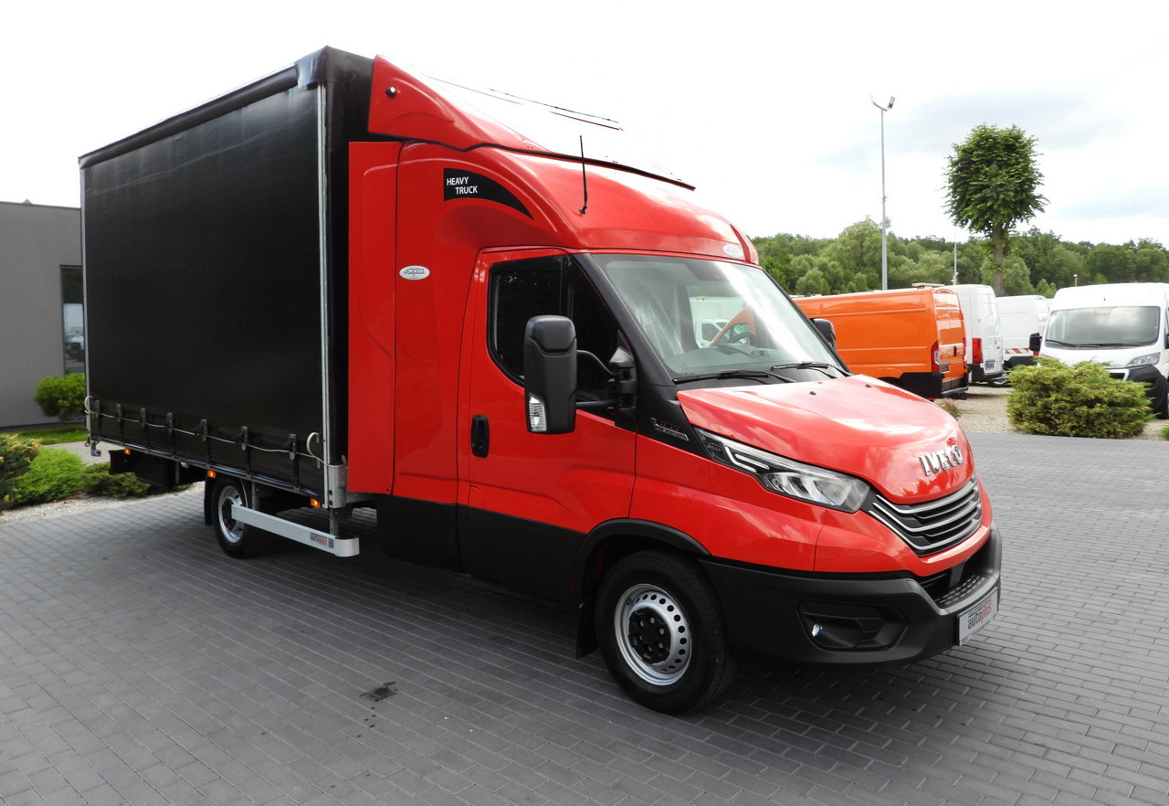 IVECO DAILY 35S21 TARPAULIN 10 PALLETS WEBASTO CRUISE CONTROL NAVIGATION LED LIGHTS PNEUMATICS AUTOMATIC TRANSMISSION HI-MATIC AIR CONDITIONING 210HP - Брезентов бус: снимка 4 IVECO DAILY 35S21 TARPAULIN 10 PALLETS WEBASTO CRUISE CONTROL NAVIGATION LED LIGHTS PNEUMATICS AUTOMATIC TRANSMISSION HI-MATIC AIR CONDITIONING 210HP - Брезентов бус: снимка 4
