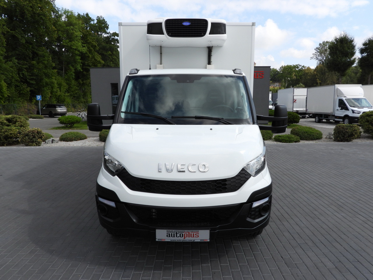 IVECO DAILY 70C17 REFRIGERATOR 1*C LIFT 10 PALLETS POWER SUPPLY 230V CRUISE CONTROL AIR CONDITIONING PNEUMATICS AUTOMATIC TRANSMISSION HI-MATIC TWIN WHEELS 170HP - Рефрижератор камион: снимка 5 IVECO DAILY 70C17 REFRIGERATOR 1*C LIFT 10 PALLETS POWER SUPPLY 230V CRUISE CONTROL AIR CONDITIONING PNEUMATICS AUTOMATIC TRANSMISSION HI-MATIC TWIN WHEELS 170HP - Рефрижератор камион: снимка 5