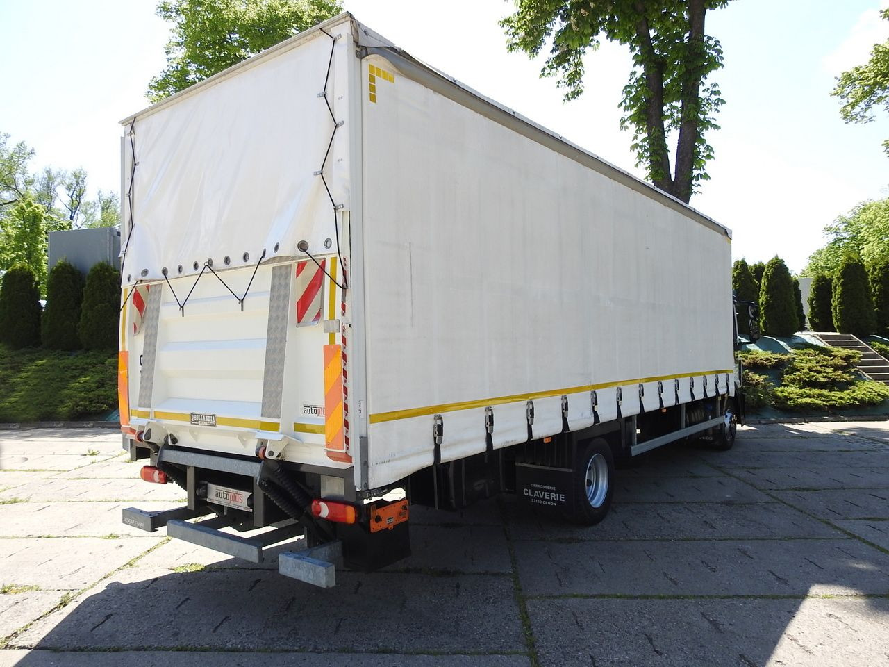 IVECO EUROCARGO 120 - 220 TARPAULIN LIFT 20 PALLETS LED LIGHTS AUTOMATIC TRANSMISSION HI-MATIC TWIN WHEELS AIR CONDITIONING 220HP - Брезентов бус: снимка 3 IVECO EUROCARGO 120 - 220 TARPAULIN LIFT 20 PALLETS LED LIGHTS AUTOMATIC TRANSMISSION HI-MATIC TWIN WHEELS AIR CONDITIONING 220HP - Брезентов бус: снимка 3