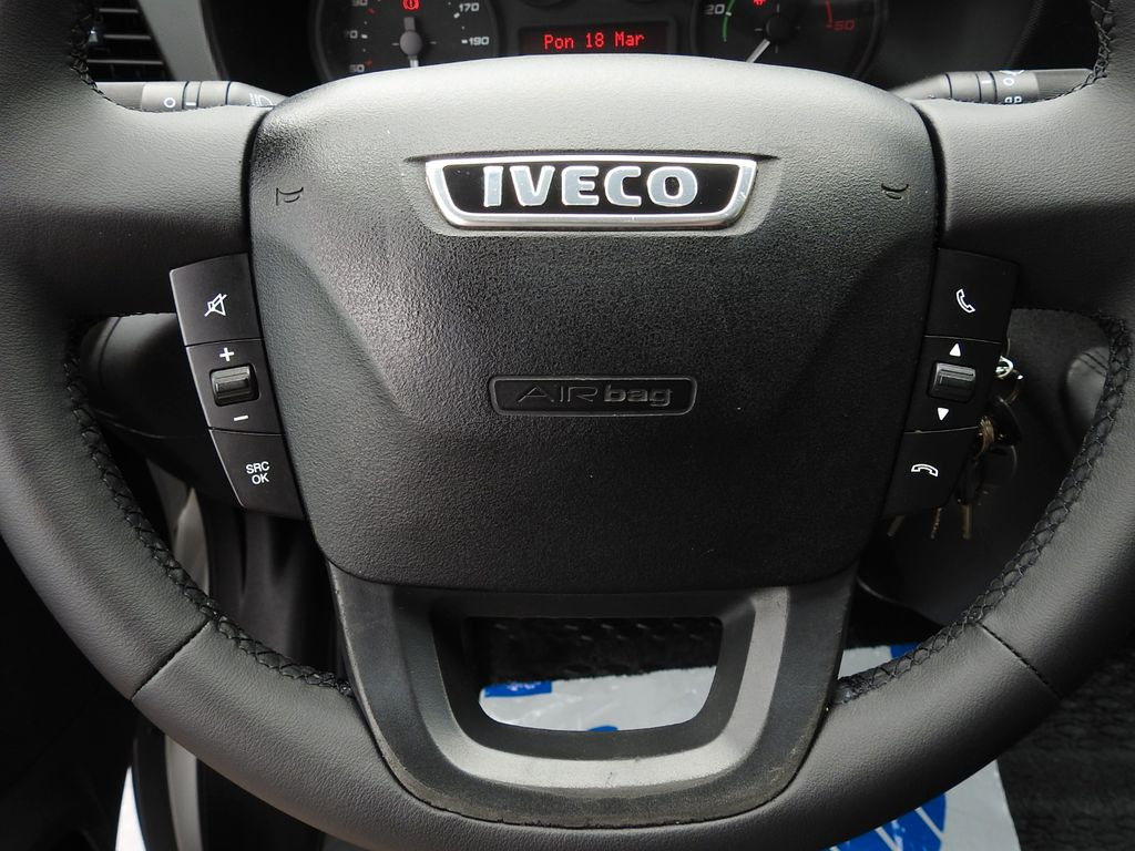 Хладилен бус Iveco DAILY 35C15 KUHLKOFFER -12*C ZWILLINGSRÄDER: снимка 23