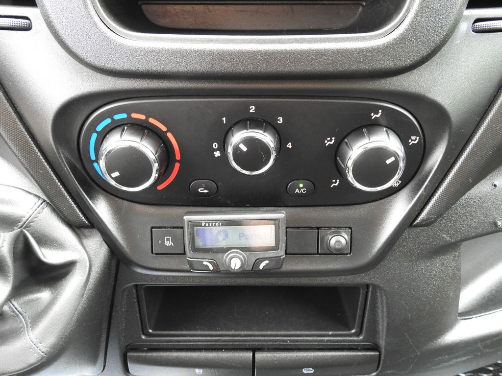 Хладилен бус Iveco DAILY 35C15 KUHLKOFFER -12*C ZWILLINGSRÄDER: снимка 27