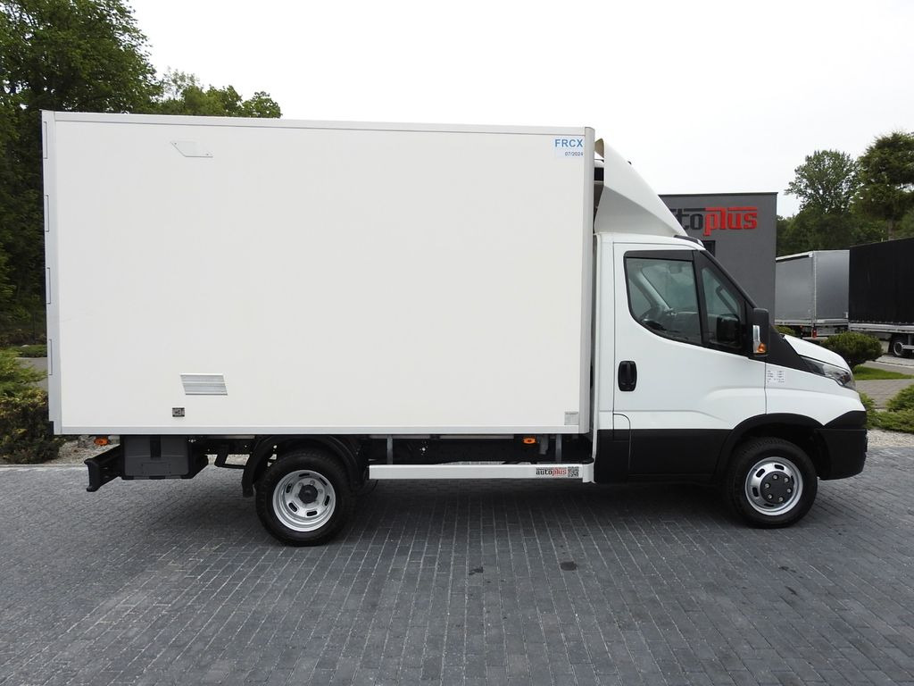 Хладилен бус Iveco DAILY 35C15 KUHLKOFFER -12*C ZWILLINGSRÄDER: снимка 7