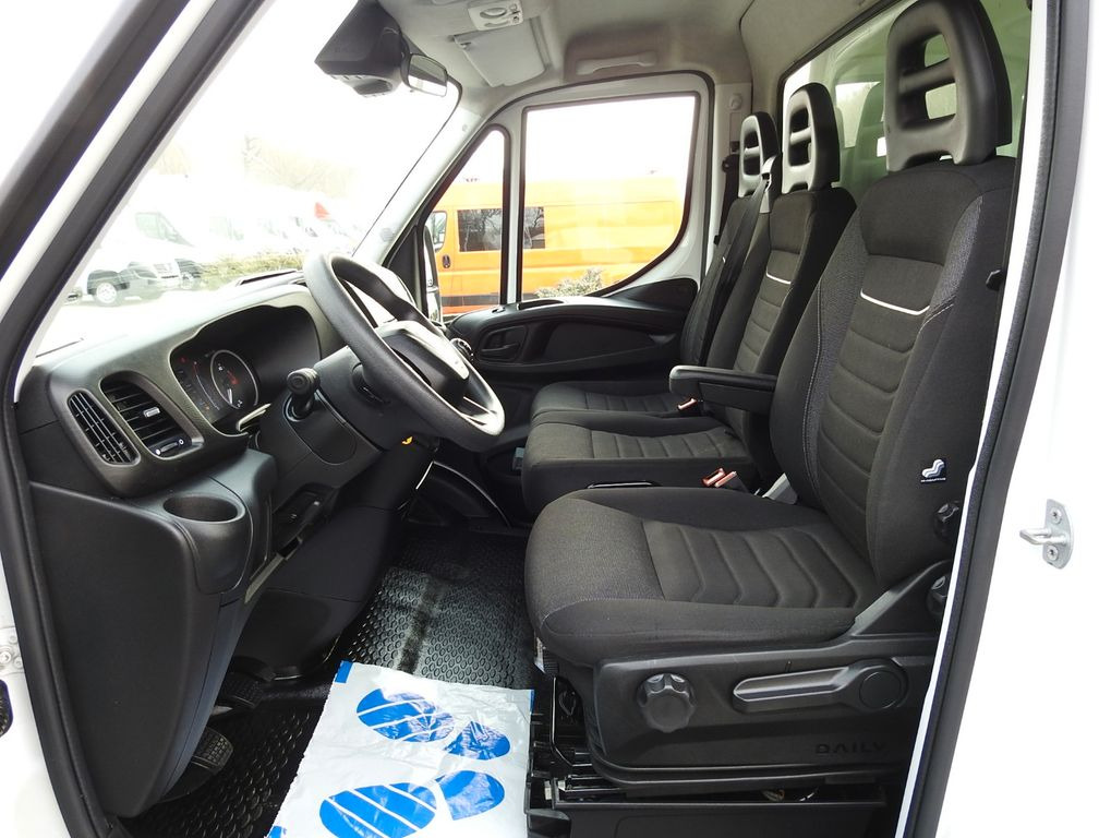 Лекотоварен автомобил фургон Iveco DAILY 35C16 KOFFER AUFZUG 8 PALETTEN TEMPOMAT: снимка 22