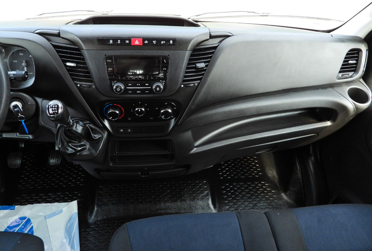 Лизинг на  Iveco DAILY 35S12 PRITSCHE DOPPELKABINE DOKA 7 SITZE Iveco DAILY 35S12 PRITSCHE DOPPELKABINE DOKA 7 SITZE: снимка 25