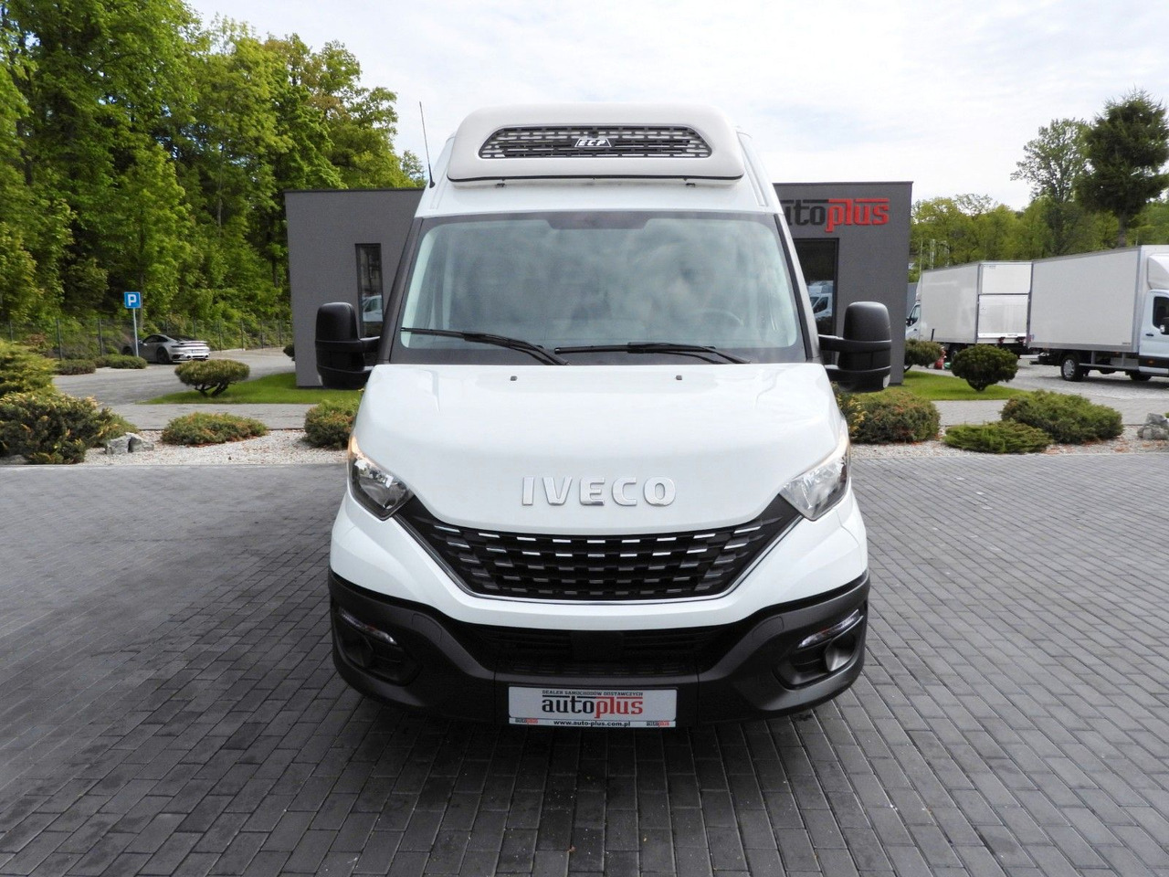 Iveco DAILY 35S14 KÜHLKASTENWAGEN-10*C TEMPOMAT - Хладилен бус: снимка 5 Iveco DAILY 35S14 KÜHLKASTENWAGEN-10*C TEMPOMAT - Хладилен бус: снимка 5