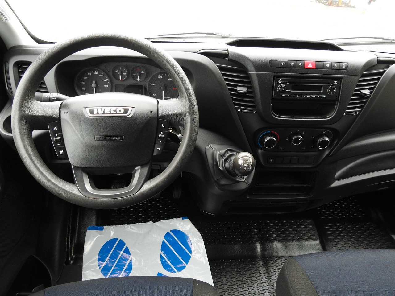 Бордови бус, Бус с двойна кабина Iveco DAILY 35S15 PRITSCHE DOPPELKABINE DOKA 7 SITZE: снимка 23