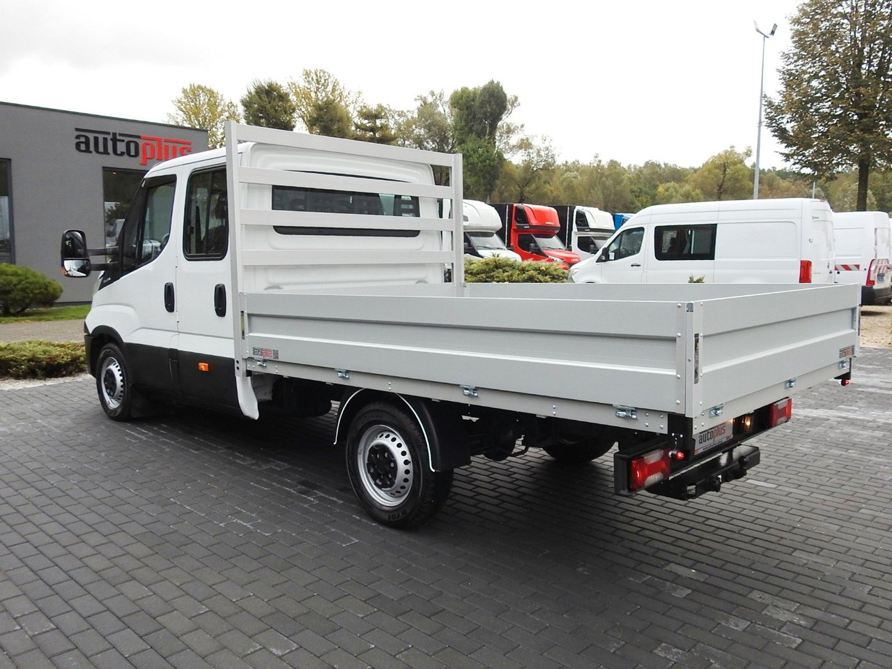 Бордови бус, Бус с двойна кабина Iveco DAILY 35S15 PRITSCHE DOPPELKABINE DOKA 7 SITZE: снимка 9