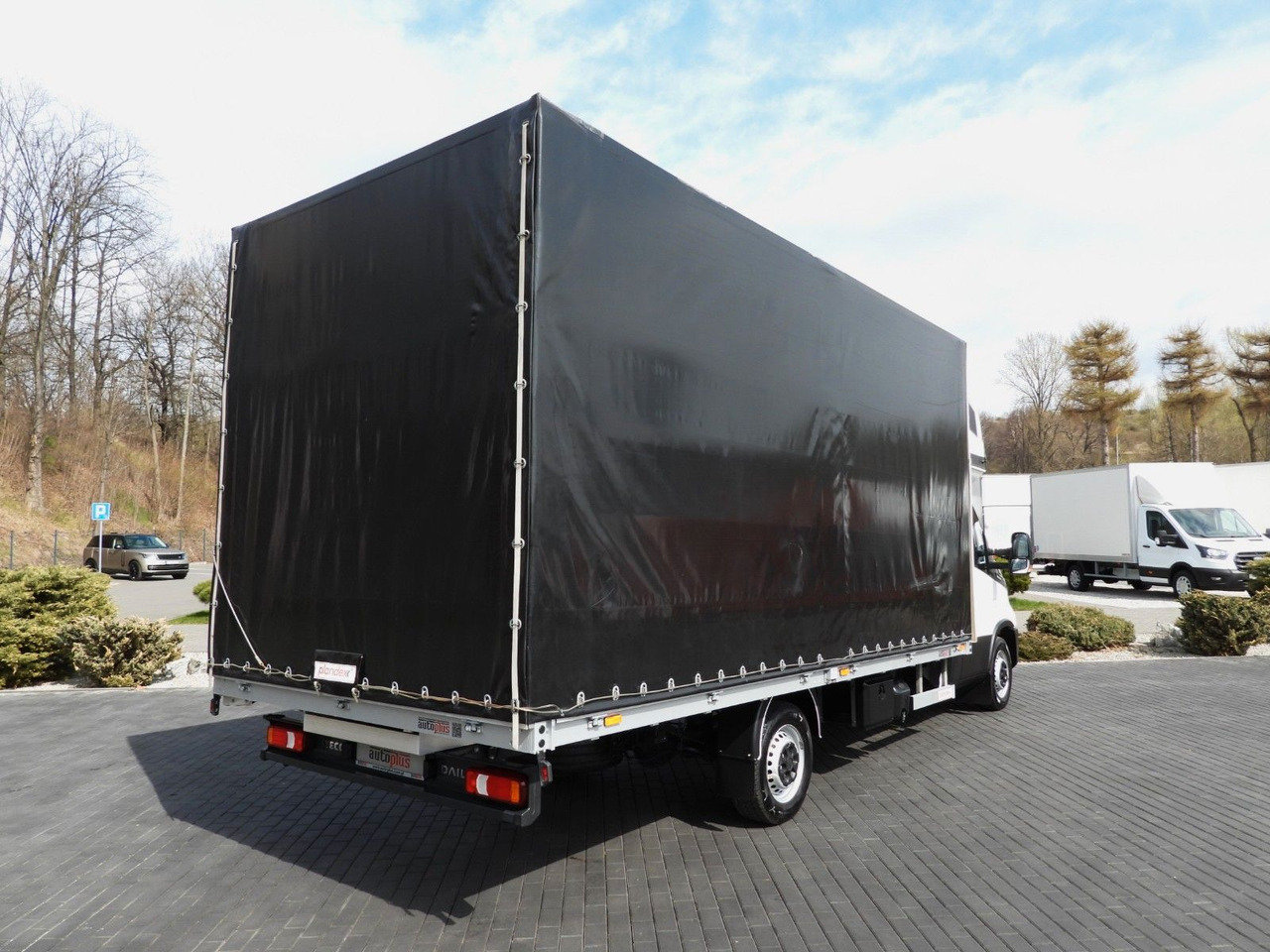 Iveco DAILY 35S18 PRITSCHE PLANE 10 PALETTEN WEBASTO - Брезентов бус: снимка 3 Iveco DAILY 35S18 PRITSCHE PLANE 10 PALETTEN WEBASTO - Брезентов бус: снимка 3