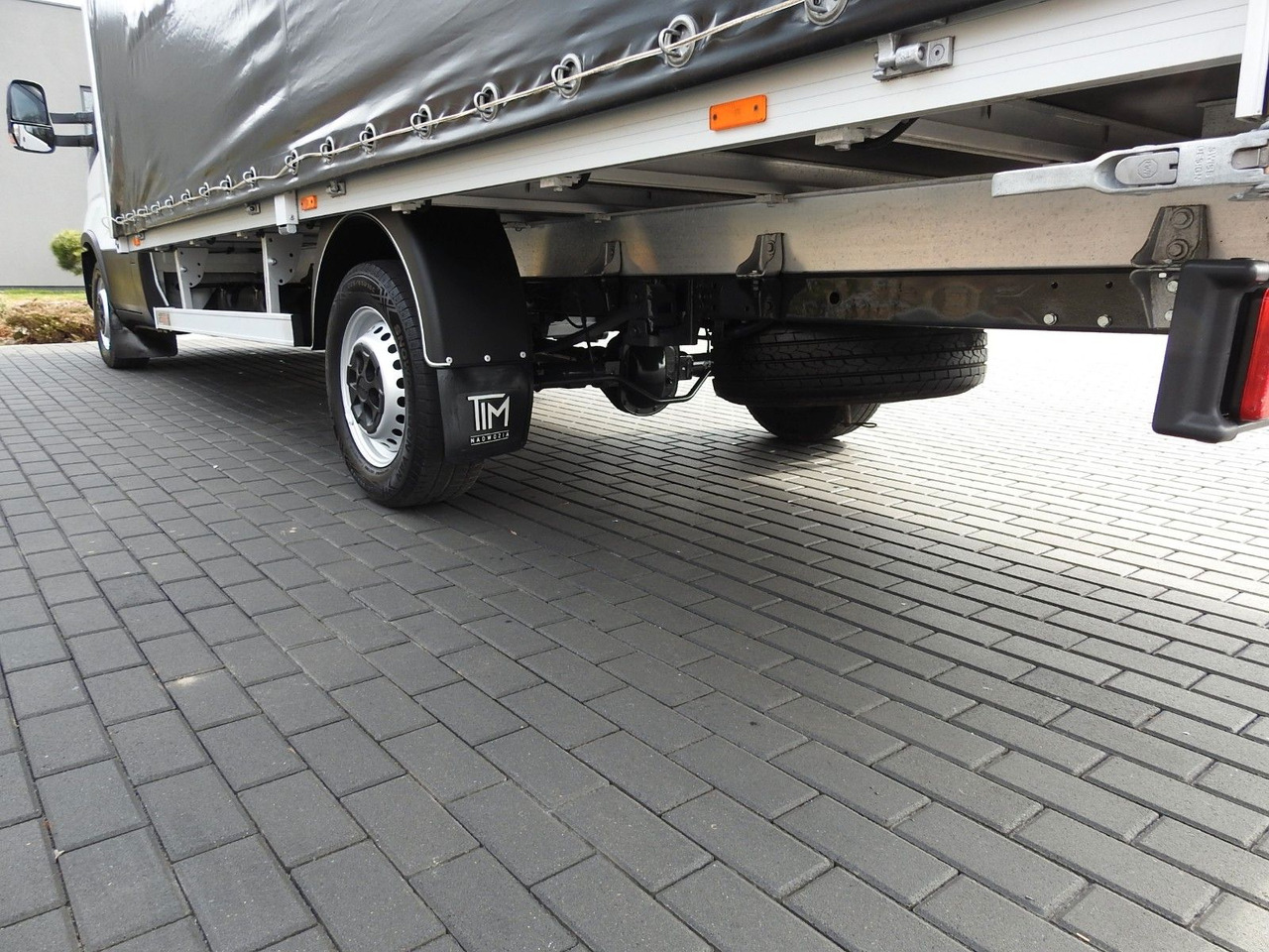 Брезентов бус Iveco DAILY  35S18 PRITSCHE PLANE 10 PALETTEN WEBASTO: снимка 14