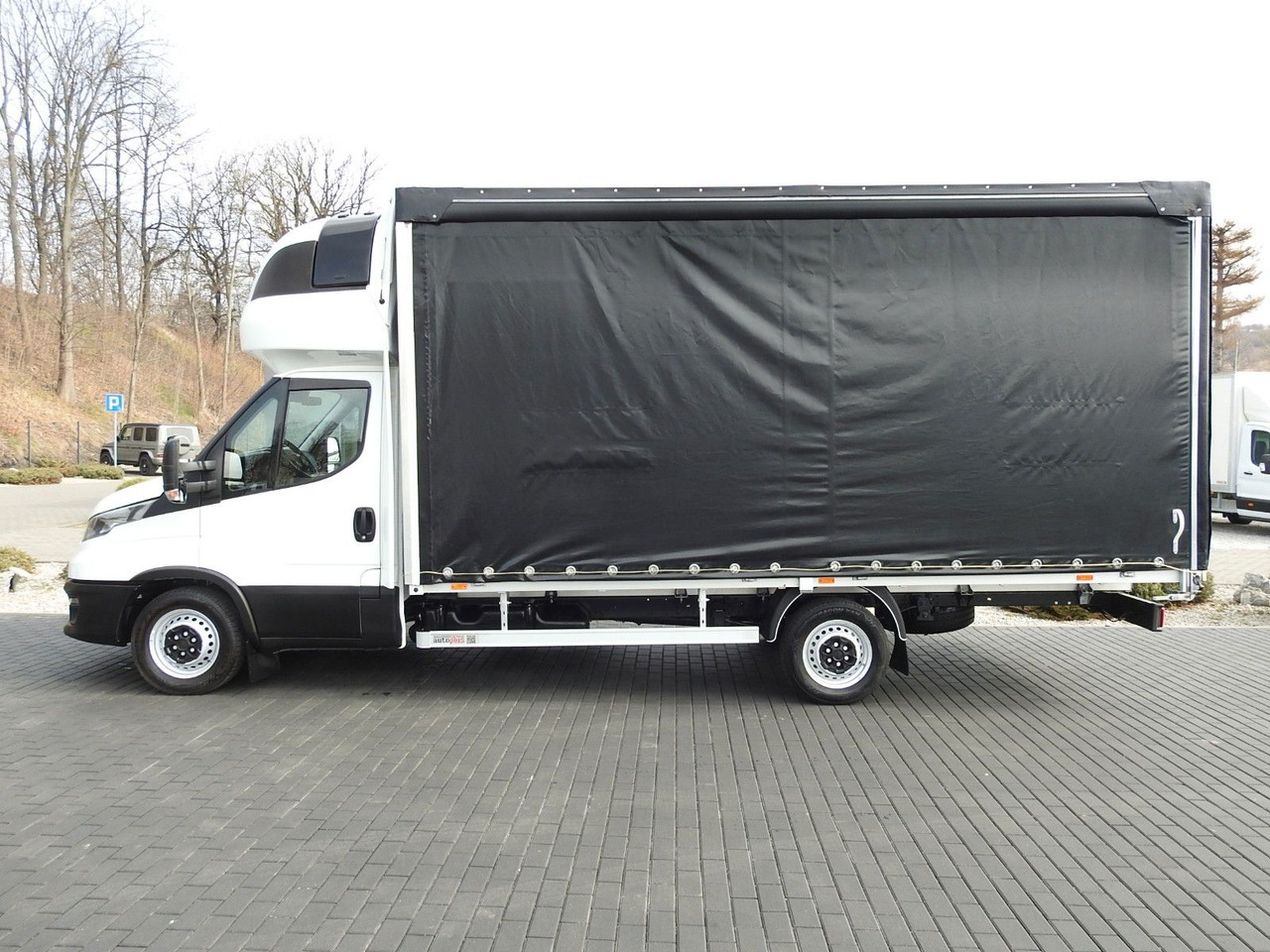 Брезентов бус Iveco DAILY  35S18 PRITSCHE PLANE 10 PALETTEN WEBASTO: снимка 9