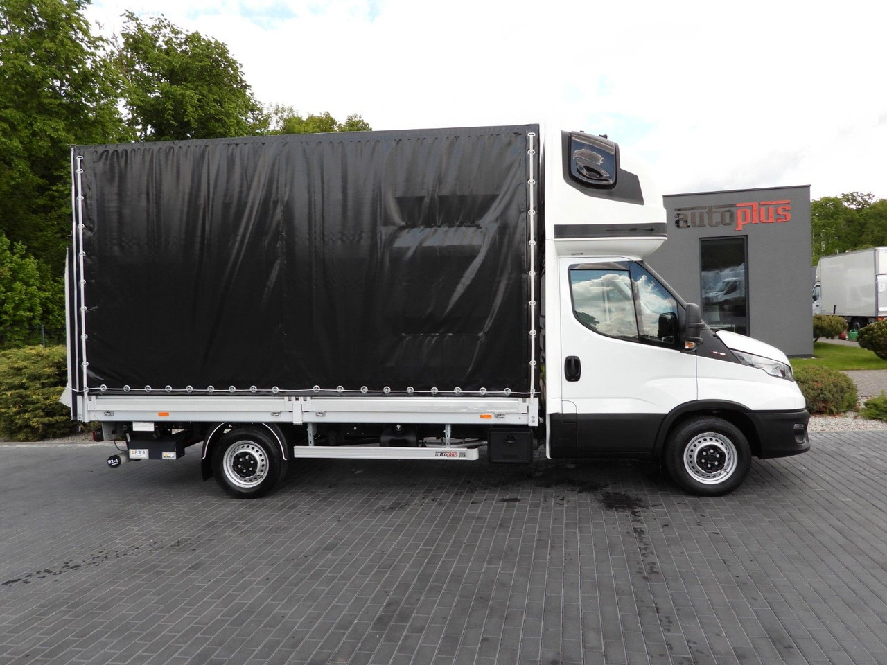 Лизинг на  Iveco DAILY 35S18 PRITSCHE PLANE AUFZUG 8 PALETTEN Iveco DAILY 35S18 PRITSCHE PLANE AUFZUG 8 PALETTEN: снимка 7