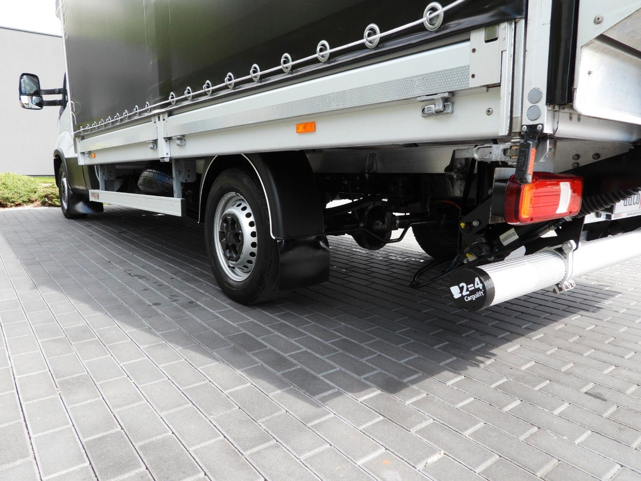 Лизинг на  Iveco DAILY 35S18 PRITSCHE PLANE AUFZUG 8 PALETTEN Iveco DAILY 35S18 PRITSCHE PLANE AUFZUG 8 PALETTEN: снимка 17