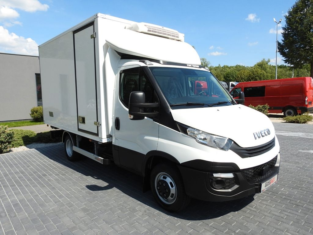 Iveco DAILY 50C15 KÜHLKOFFER -5*C ZWILLINGSRÄDER A/C - Хладилен бус: снимка 4 Iveco DAILY 50C15 KÜHLKOFFER -5*C ZWILLINGSRÄDER A/C - Хладилен бус: снимка 4