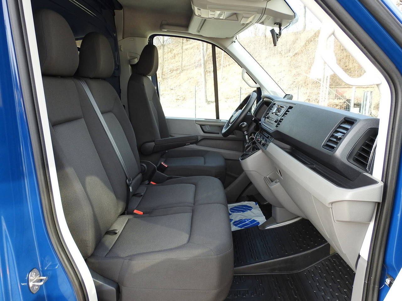 Хладилен бус MAN TGE 3.180 REGRIGERATOR BOX -5*C 8 PALLETS HEATING FUNCTION CRUISE CONTROL PNEUMATICS AIR CONDITIONING 180HP: снимка 37 Хладилен бус MAN TGE 3.180 REGRIGERATOR BOX -5*C 8 PALLETS HEATING FUNCTION CRUISE CONTROL PNEUMATICS AIR CONDITIONING 180HP: снимка 37