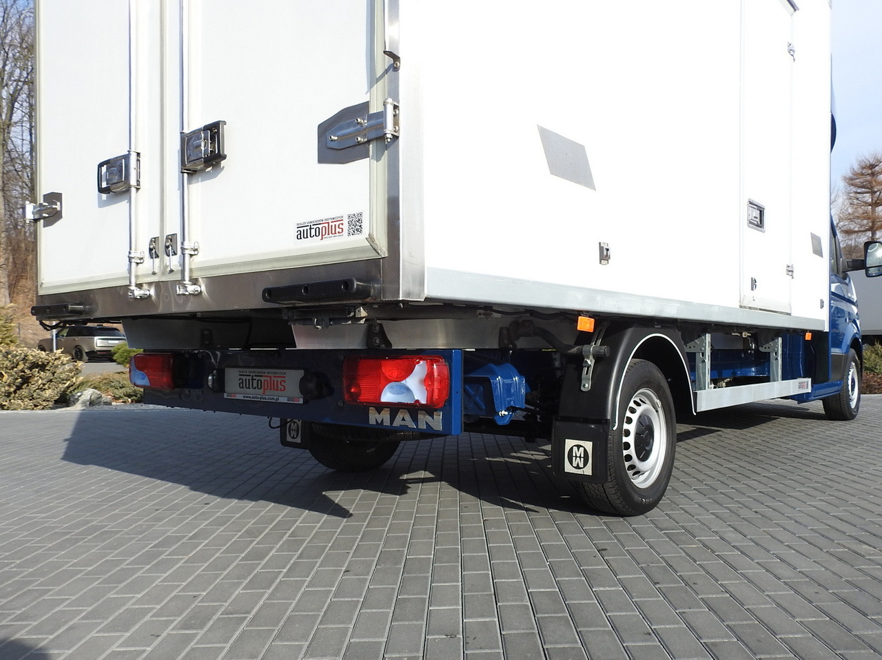 Хладилен бус MAN TGE 3.180 REGRIGERATOR BOX -5*C 8 PALLETS HEATING FUNCTION CRUISE CONTROL PNEUMATICS AIR CONDITIONING 180HP: снимка 24 Хладилен бус MAN TGE 3.180 REGRIGERATOR BOX -5*C 8 PALLETS HEATING FUNCTION CRUISE CONTROL PNEUMATICS AIR CONDITIONING 180HP: снимка 24