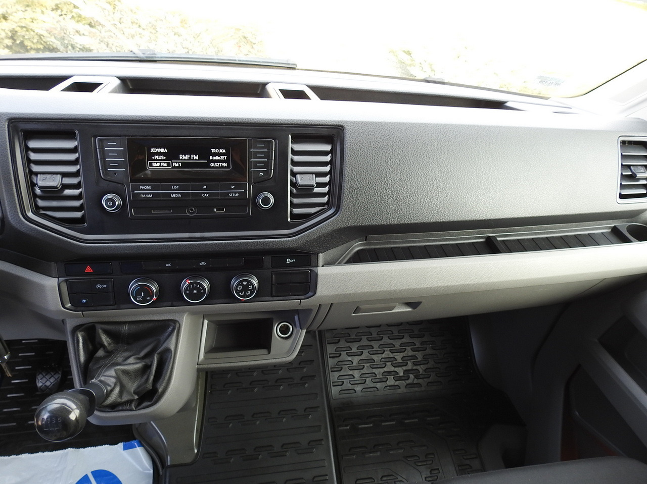 Хладилен бус MAN TGE 3.180 REGRIGERATOR BOX -5*C 8 PALLETS HEATING FUNCTION CRUISE CONTROL PNEUMATICS AIR CONDITIONING 180HP: снимка 34 Хладилен бус MAN TGE 3.180 REGRIGERATOR BOX -5*C 8 PALLETS HEATING FUNCTION CRUISE CONTROL PNEUMATICS AIR CONDITIONING 180HP: снимка 34