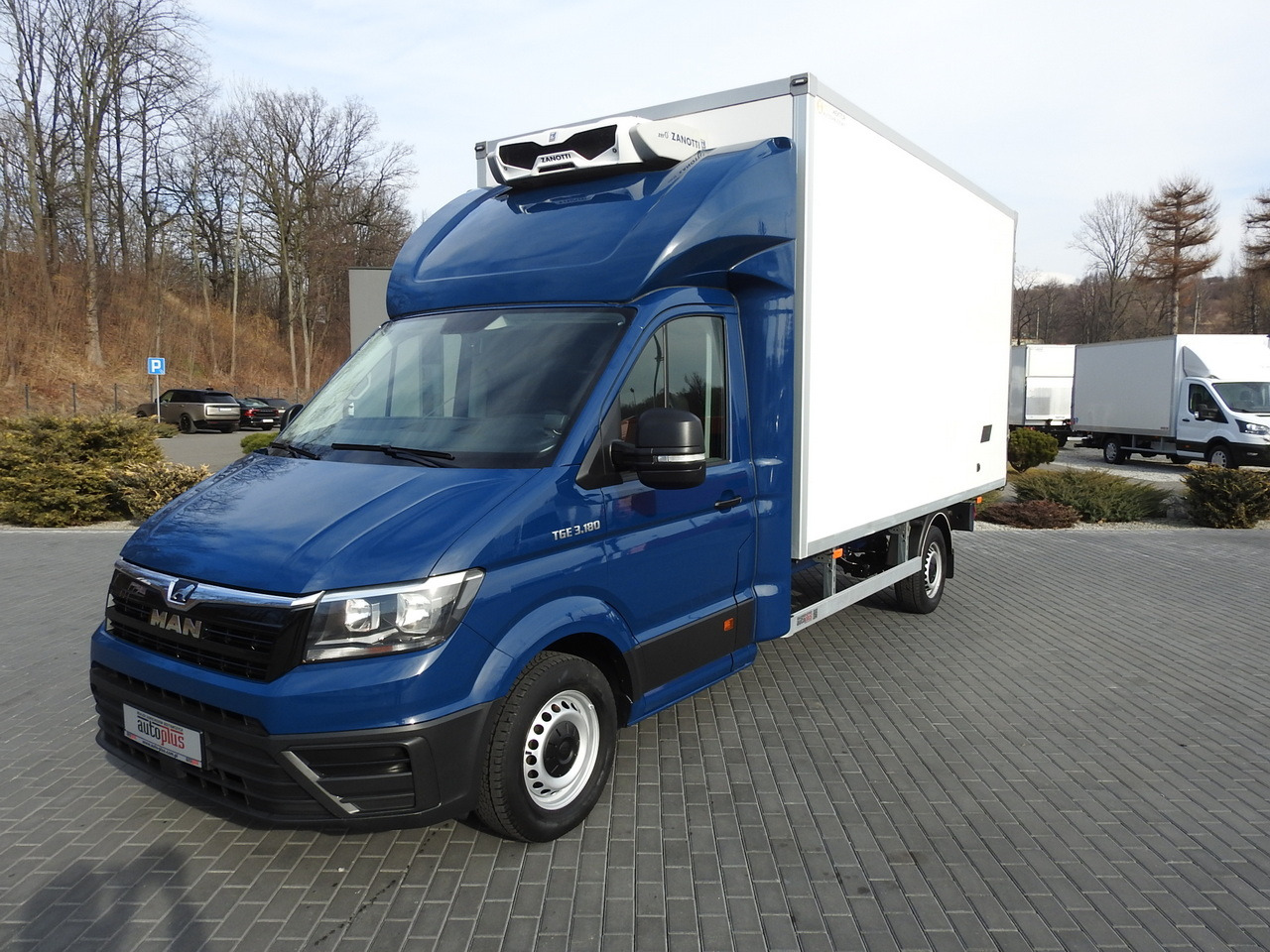 Хладилен бус MAN TGE 3.180 REGRIGERATOR BOX -5*C 8 PALLETS HEATING FUNCTION CRUISE CONTROL PNEUMATICS AIR CONDITIONING 180HP: снимка 18 Хладилен бус MAN TGE 3.180 REGRIGERATOR BOX -5*C 8 PALLETS HEATING FUNCTION CRUISE CONTROL PNEUMATICS AIR CONDITIONING 180HP: снимка 18