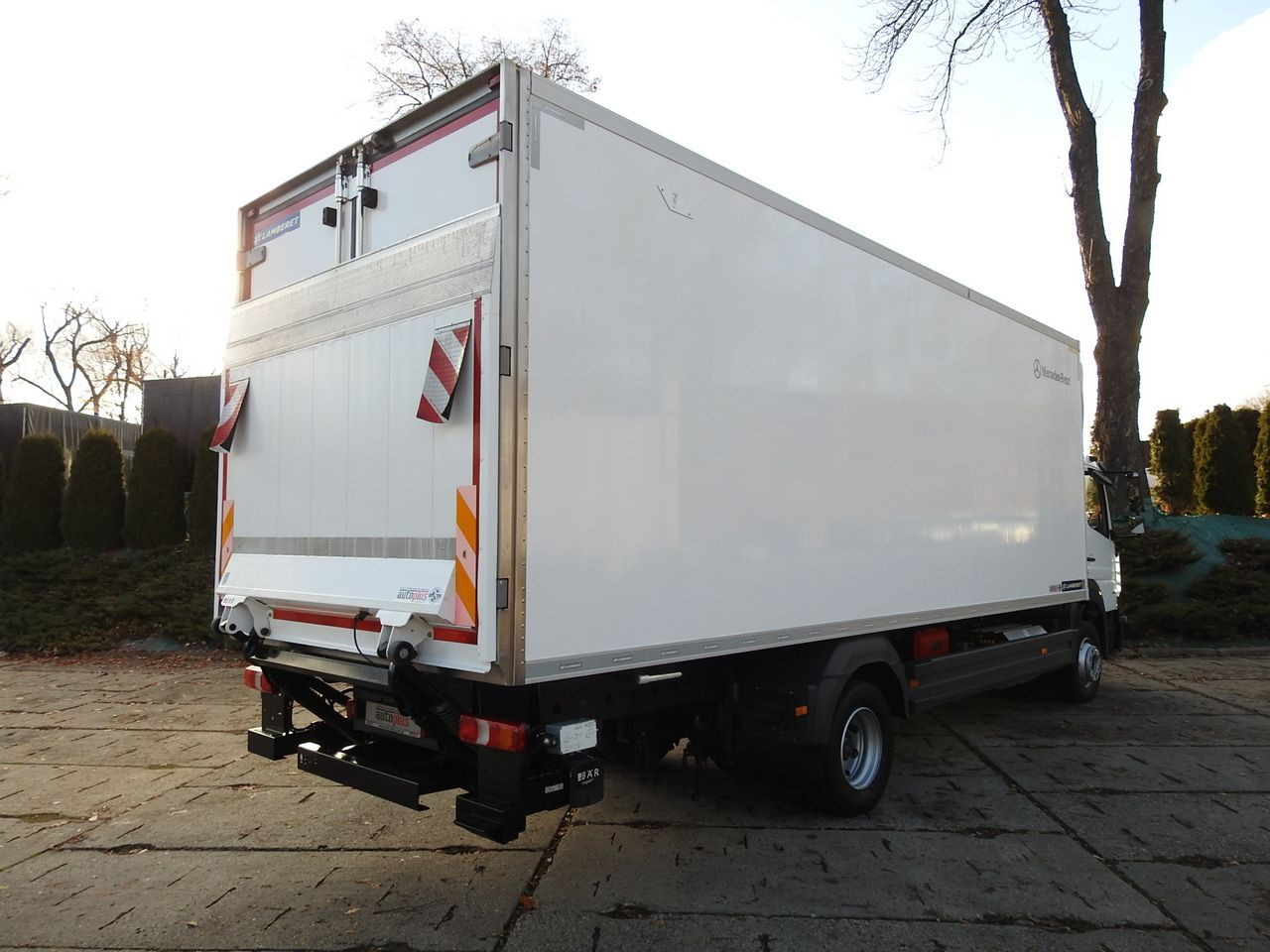 MERCEDES ATEGO 12.24 REGRIGERATOR BOX -10*C LIFT 16 PALLETS HEATING FUNCTION WEBASTO CRUISE CONTROL PNEUMATICS AIR CONDITIONING 240HP - Рефрижератор камион: снимка 3 MERCEDES ATEGO 12.24 REGRIGERATOR BOX -10*C LIFT 16 PALLETS HEATING FUNCTION WEBASTO CRUISE CONTROL PNEUMATICS AIR CONDITIONING 240HP - Рефрижератор камион: снимка 3