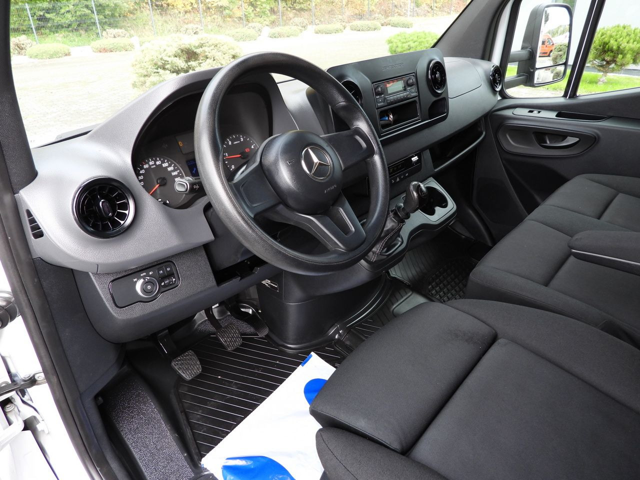 MERCEDES SPRINTER 316 TARPAULIN 10 PALLETS TWIN WHEELS AIR CONDITIONING  165HP - Брезентов бус: снимка 2 MERCEDES SPRINTER 316 TARPAULIN 10 PALLETS TWIN WHEELS AIR CONDITIONING  165HP - Брезентов бус: снимка 2