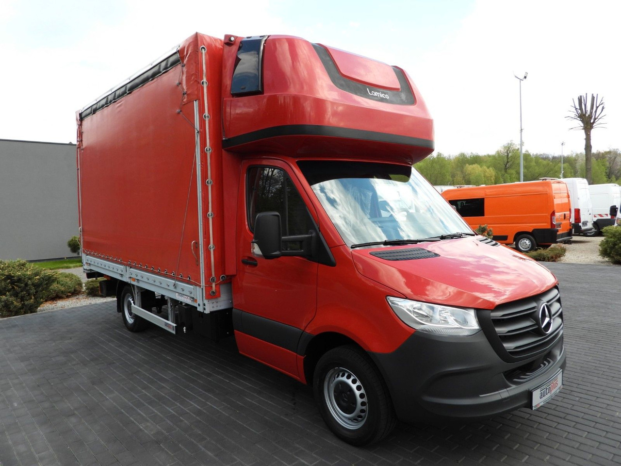 Mercedes-Benz SPRINTER 316 PRITSCHE PLANE AUFZUG 8 EUROPALET - Брезентов бус: снимка 4 Mercedes-Benz SPRINTER 316 PRITSCHE PLANE AUFZUG 8 EUROPALET - Брезентов бус: снимка 4