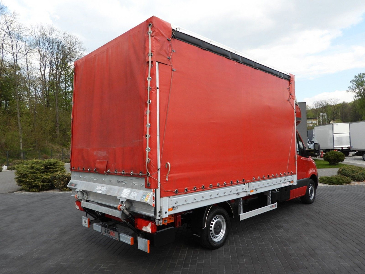 Mercedes-Benz SPRINTER 316 PRITSCHE PLANE AUFZUG 8 EUROPALET - Брезентов бус: снимка 3 Mercedes-Benz SPRINTER 316 PRITSCHE PLANE AUFZUG 8 EUROPALET - Брезентов бус: снимка 3