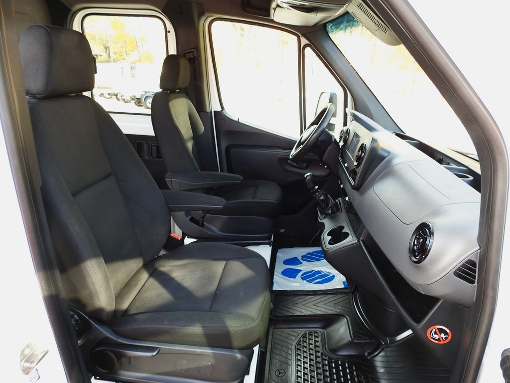 Бордови бус, Бус с двойна кабина Mercedes-Benz SPRINTER 516 PRITSCHE DOPPELKABINE DOKA 6 SITZE: снимка 25
