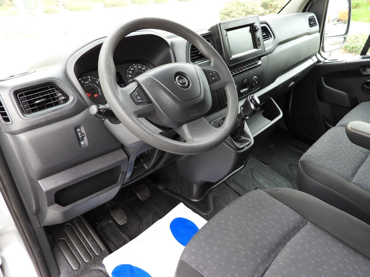 OPEL MOVANO BOX DELIVERY VAN 7 SEATS CRUISE CONTROL LED LIGHTS AIR CONDITIONING 180HP - Товарен бус: снимка 2 OPEL MOVANO BOX DELIVERY VAN 7 SEATS CRUISE CONTROL LED LIGHTS AIR CONDITIONING 180HP - Товарен бус: снимка 2